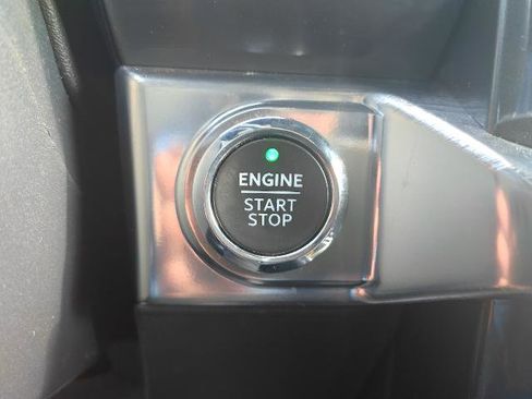 Certified 2021 Ford F150 Lariat w/ Equipment Group 502A High image 11