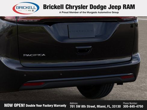New 2026 Chrysler Pacifica Select image 13