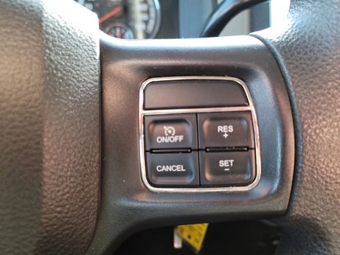 Used 2012 RAM 2500 SLT image 11