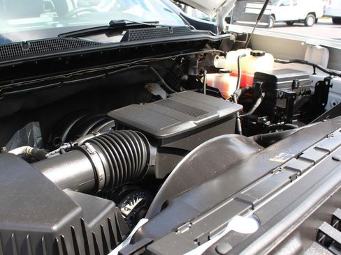 Used 2024 Chevrolet Silverado 2500 W/T w/ WT Convenience Package RWD image 24