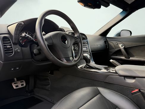 Used 2013 Chevrolet Corvette Grand Sport RWD image 47
