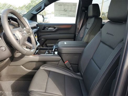 New 2026 GMC Yukon XL Denali w/ Sun & Power Step Package image 19