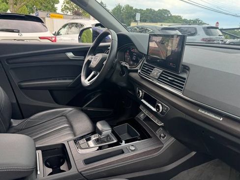 Certified 2021 Audi Q5 Premium Plus AWD/4WD image 30