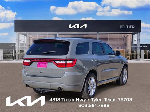 Used 2022 Dodge Durango GT RWD image 6
