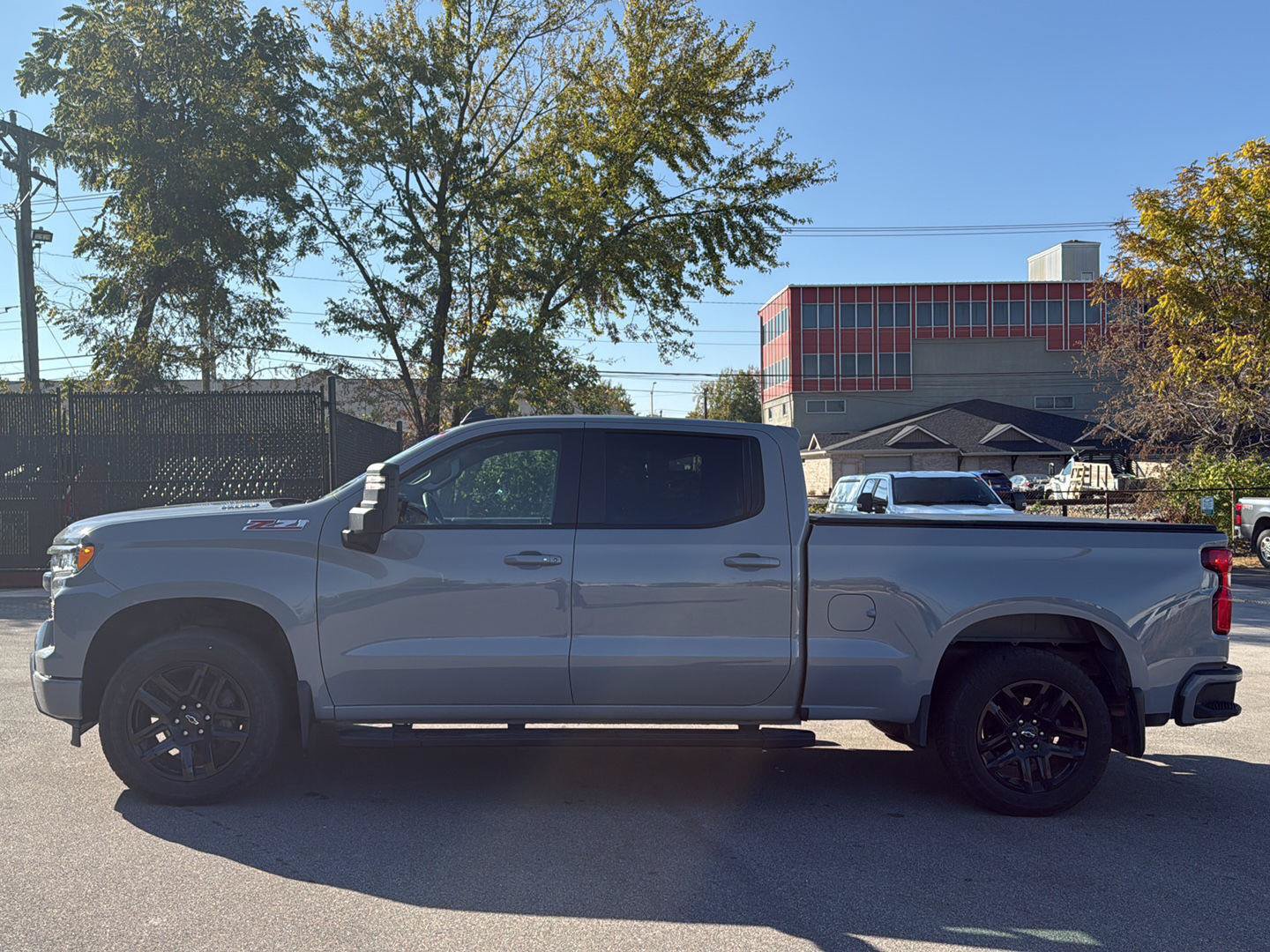 Used 2024 Chevrolet Silverado 1500 RST w/ Z71 Off-Road Package AWD/4WD image 6
