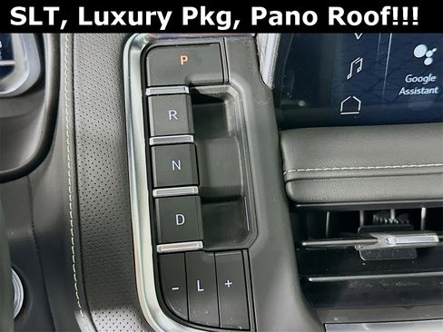 Used 2023 GMC Yukon XL SLT image 18