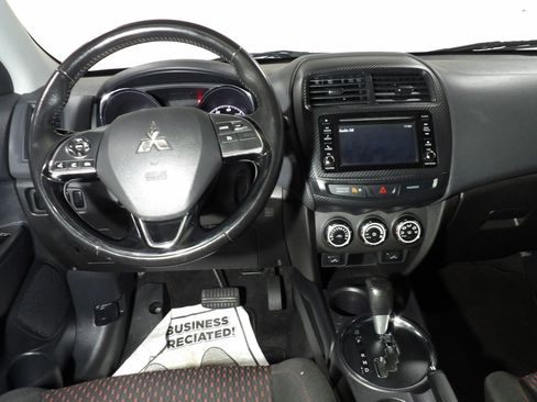 Used 2017 Mitsubishi Outlander Sport SE image 11