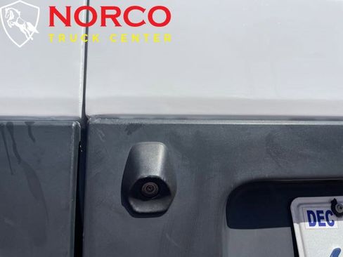 Used 2018 Ford Transit 250 148 Low Roof w/ Exterior Upgrade Package image 9