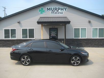 Used 2023 Hyundai Elantra SEL w/ Convenience Package