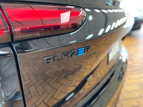 Used 2024 Chevrolet Blazer EV RS RWD image 14