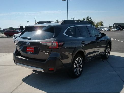 Certified 2024 Subaru Outback Limited XT AWD/4WD image 3