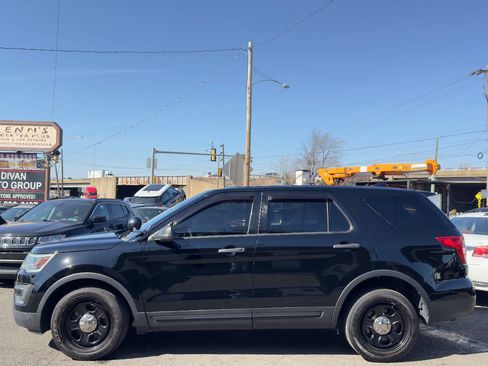Used 2017 Ford Explorer 4WD Police Interceptor image 3