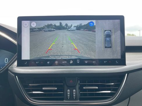 Used 2023 Ford Escape Platinum FWD image 12