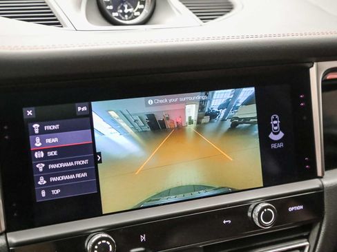 Certified 2024 Porsche Macan Turbo AWD/4WD image 28