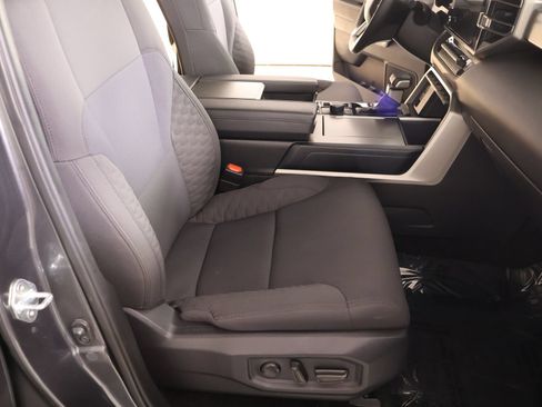 Used 2025 Toyota Sequoia SR5 AWD/4WD image 15