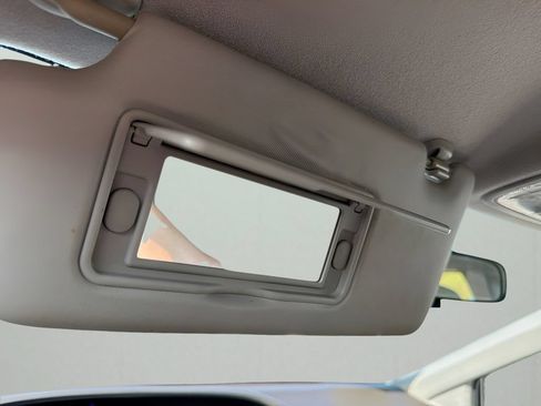Used 2012 Honda Civic HF image 25