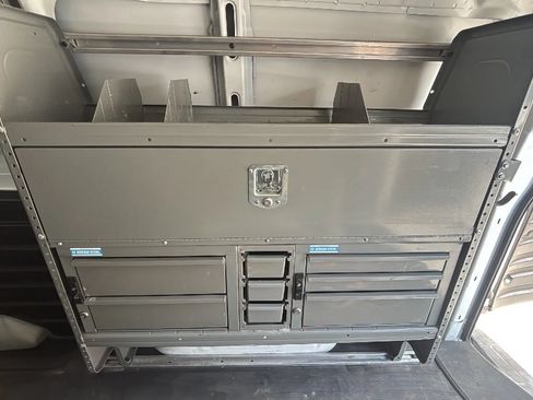 Used 2017 Chevrolet Express 2500 RWD image 16