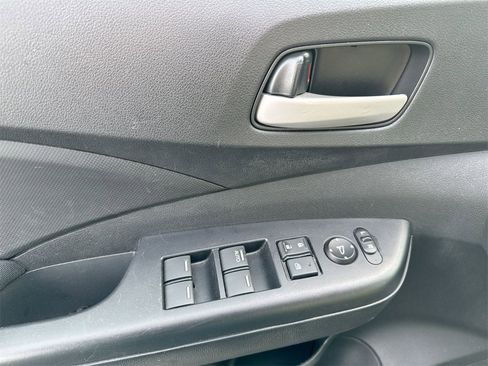Used 2016 Honda CR-V SE image 20