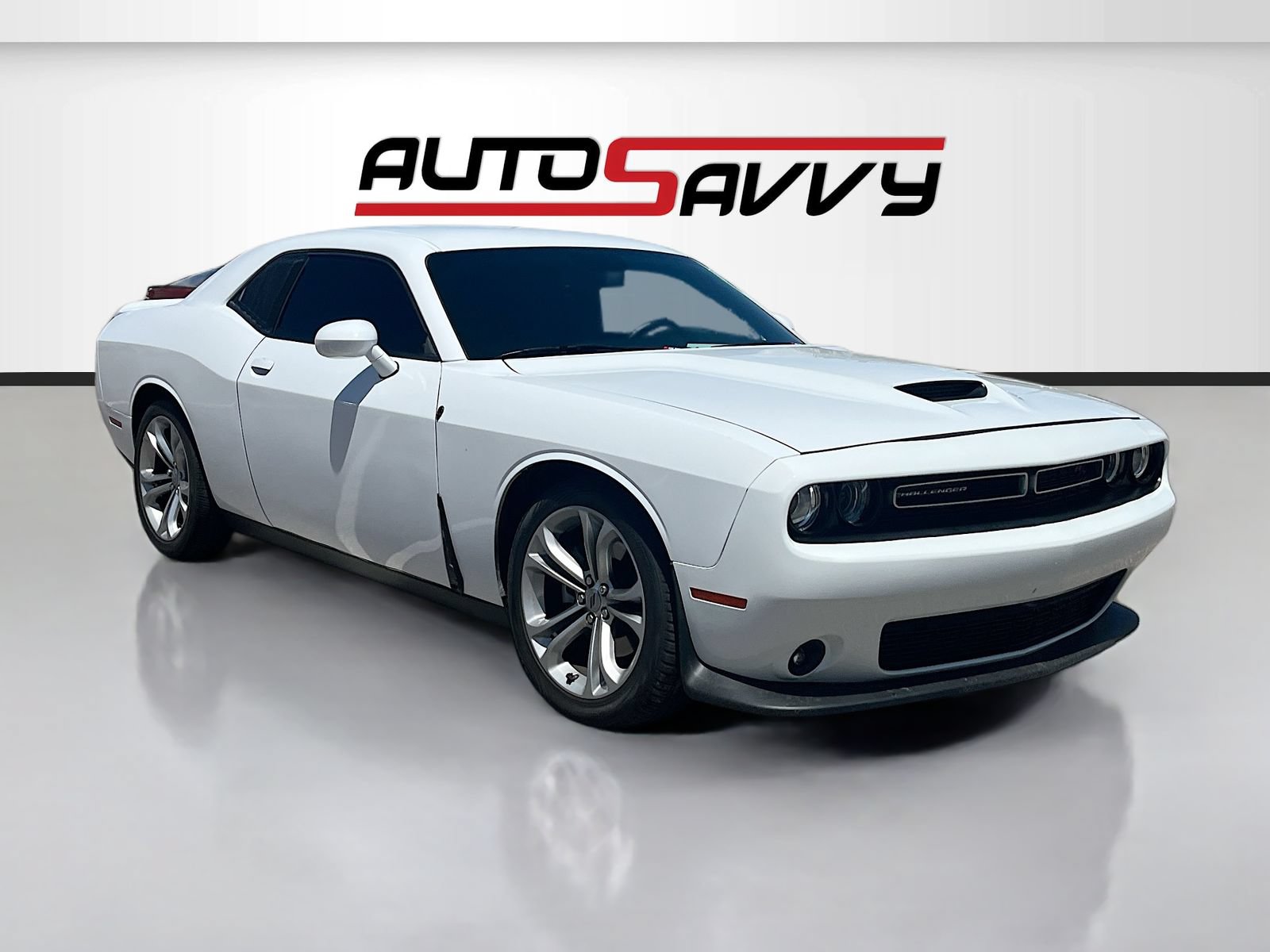 Used 2022 Dodge Challenger R/T RWD image 1