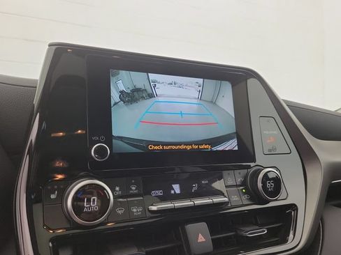 Used 2026 Toyota Highlander XLE AWD/4WD image 29