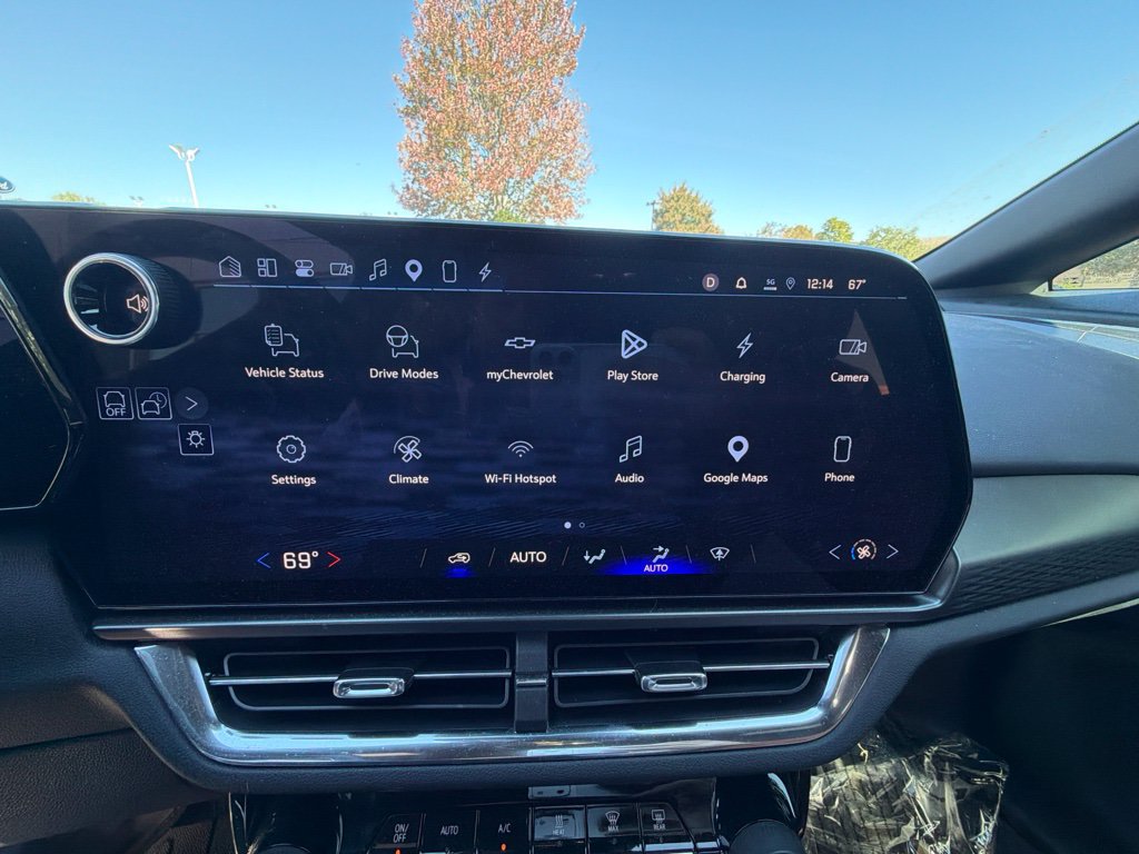 Used 2026 Chevrolet Equinox EV LT FWD image 10