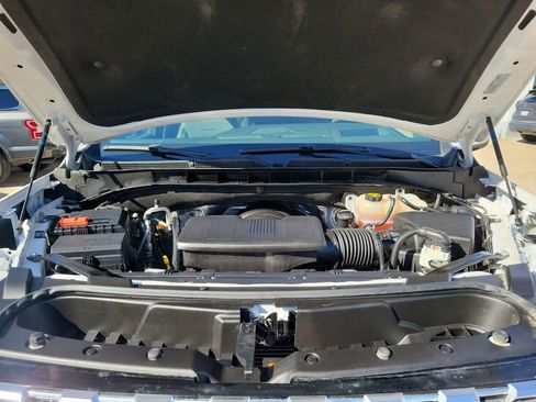 Used 2023 GMC Yukon XL Denali image 31