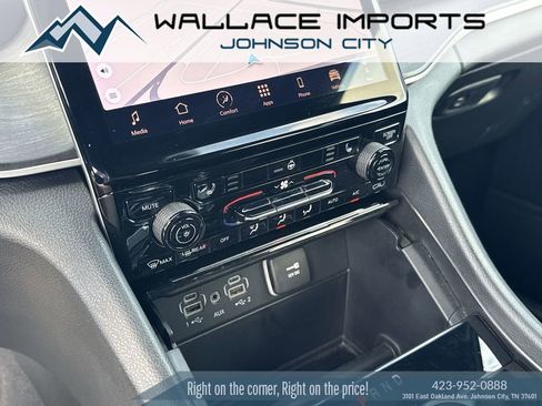 Used 2024 Jeep Grand Cherokee Limited image 27