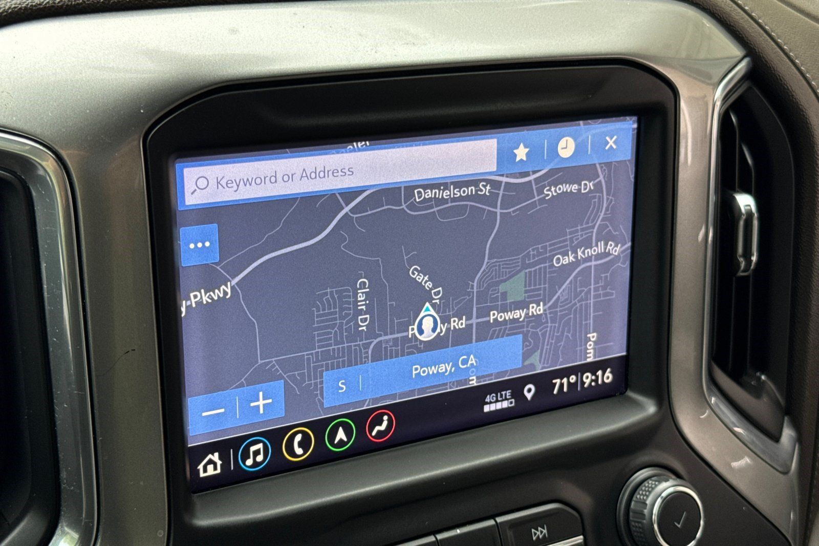 Used 2019 Chevrolet Silverado 1500 LTZ w/ LTZ Premium Package AWD/4WD image 19