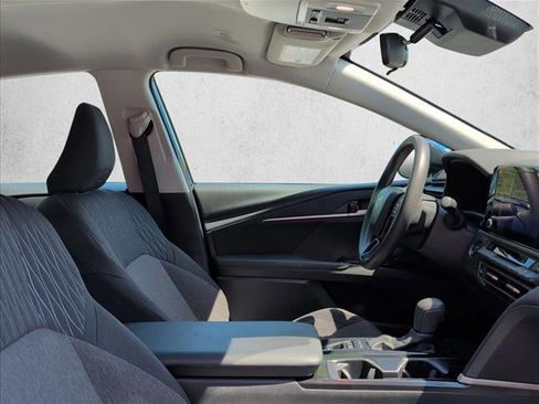 Used 2025 Toyota Camry LE FWD image 23
