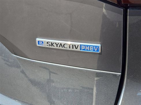 Used 2024 MAZDA CX-90 Plug-In Hybrid w/ Preferred AWD/4WD image 24