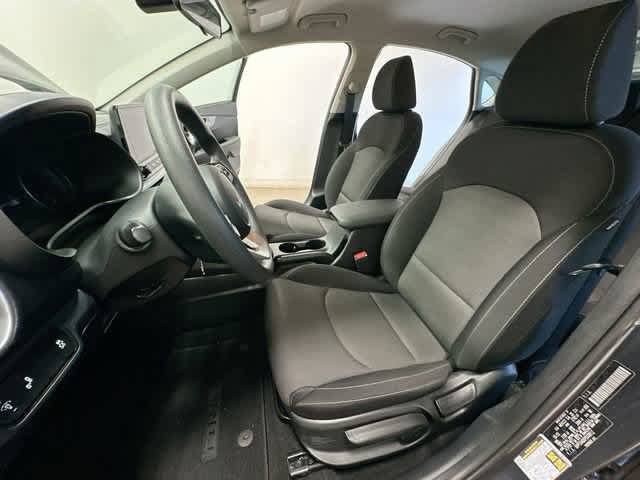 Used 2023 Kia Forte LXS w/ LXS Technology Package FWD image 15