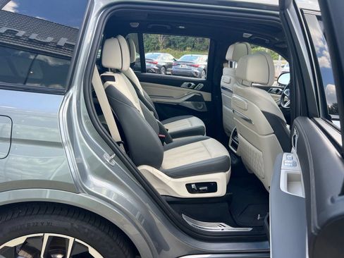 Used 2024 BMW X7 M60i w/ Executive Package AWD/4WD image 43