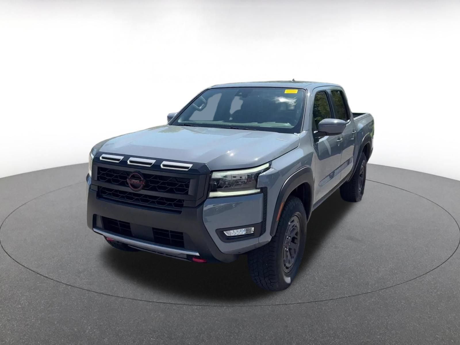 Used 2026 Nissan Frontier PRO-4X AWD/4WD image 4