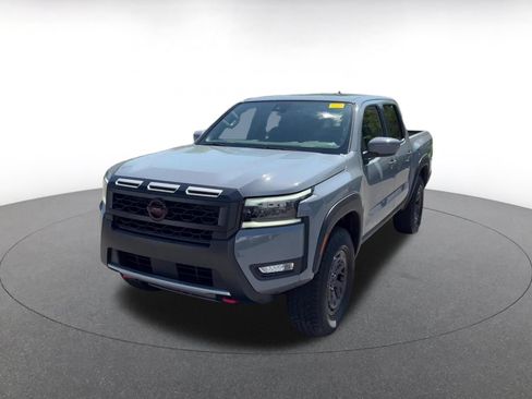 Used 2026 Nissan Frontier PRO-4X AWD/4WD image 4
