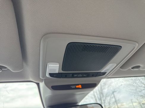 Used 2023 Honda HR-V LX image 31