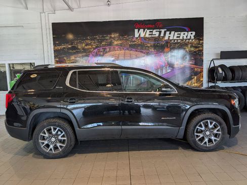 Used 2023 GMC Acadia SLE w/ Driver Convenience Package AWD/4WD image 9