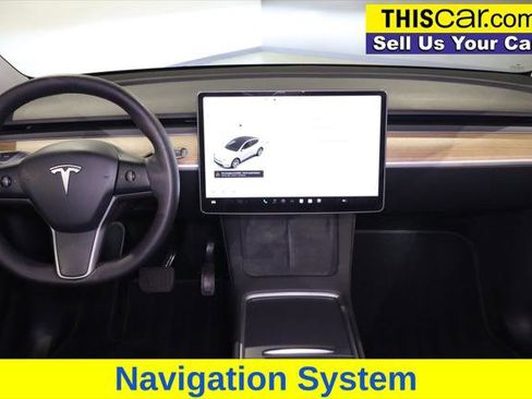 Used 2023 Tesla Model Y Long Range image 11