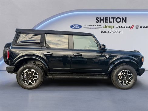 Used 2022 Ford Bronco Outer Banks image 6