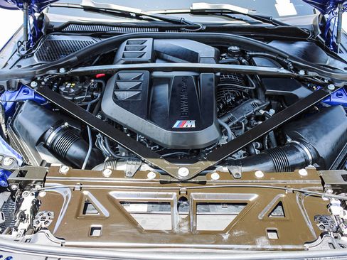 Used 2025 BMW M2 w/ Lighting Package RWD image 28