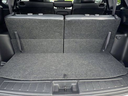 Used 2024 Mitsubishi Outlander SE AWD/4WD image 16