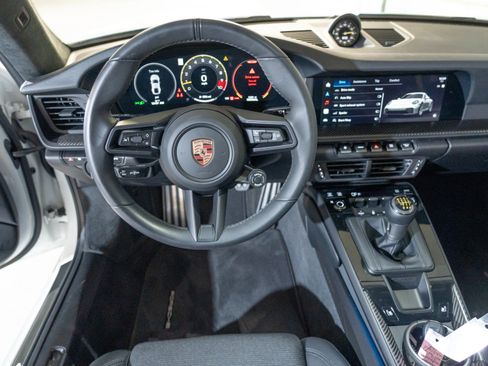 Used 2026 Porsche 911 GT3 RWD image 23