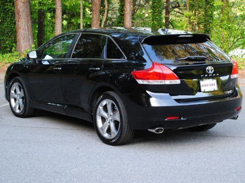 Used 2009 Toyota Venza image 14