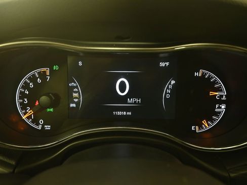 Used 2020 Jeep Grand Cherokee Limited w/ Trailer Tow Group IV image 25