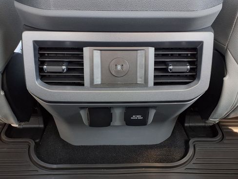 Certified 2024 Ford F250 XLT w/ 360-Degree Camera Package image 10