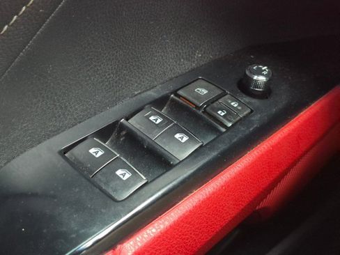 Used 2018 Toyota Camry XSE FWD image 12