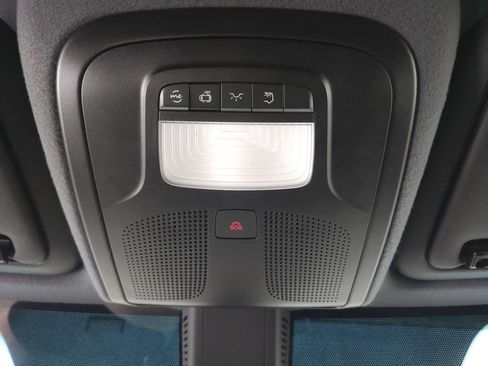 Used 2025 Mercedes-Benz Sprinter 2500 image 16