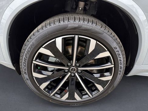 New 2026 Volvo XC90 B6 Ultra image 8