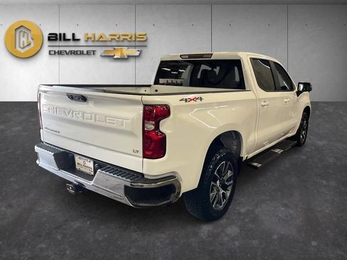 Used 2023 Chevrolet Silverado 1500 LT AWD/4WD image 2