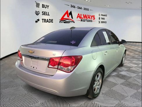 Used 2015 Chevrolet Cruze LT FWD image 4