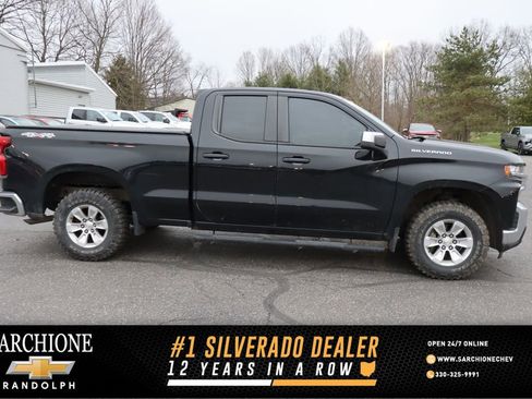 Used 2020 Chevrolet Silverado 1500 LT w/ Trailering Package image 1